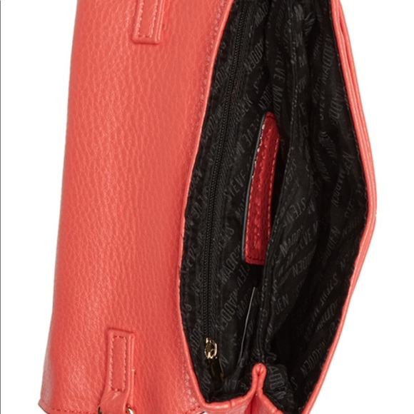 STEVE MADDEN CORAL BJULES CROSSBODY - Picture 5 of 9